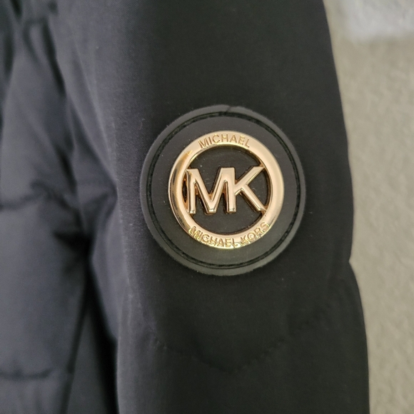 Michael Kors Black Puffer Coat with Faux Fur Hood XL - Picture 3 of 12